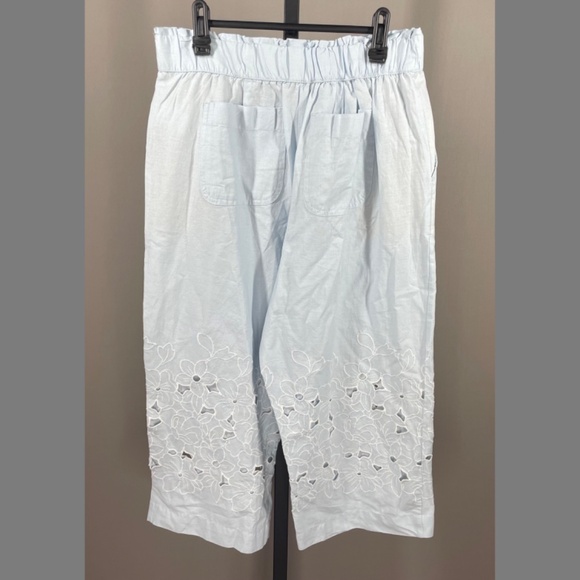 NEW Talbots Pants Womens Medium petite blue white cotton linen cropped floral - Picture 7 of 9